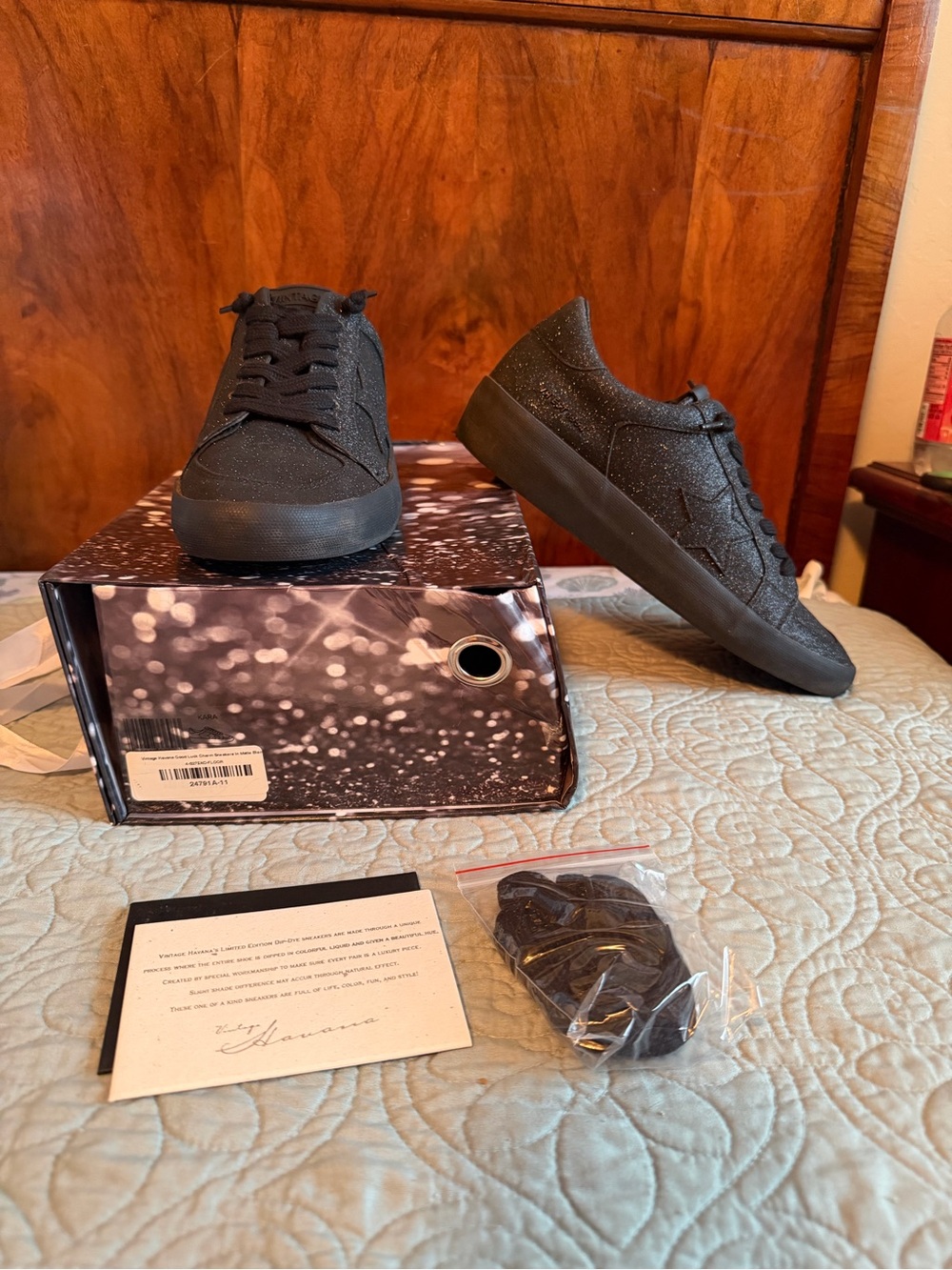 Vintage Havana Kara Good Luck Charm Black Glitter Sneakers Size 11 EUC